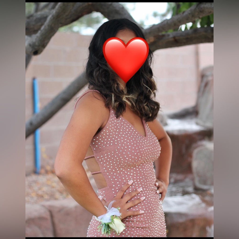 Homecoming Dress - Picture 3 of 4